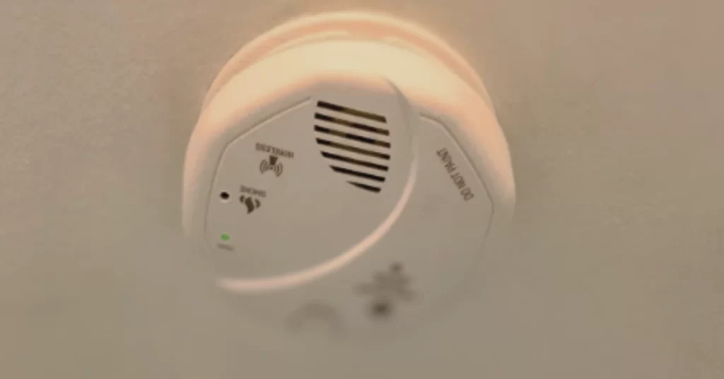 How to Activate First Alert Smoke Detector
